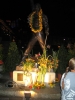 Freddies Statue bei Nacht