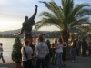 Freddies Statue bei Sonnenuntergang am Freitag.